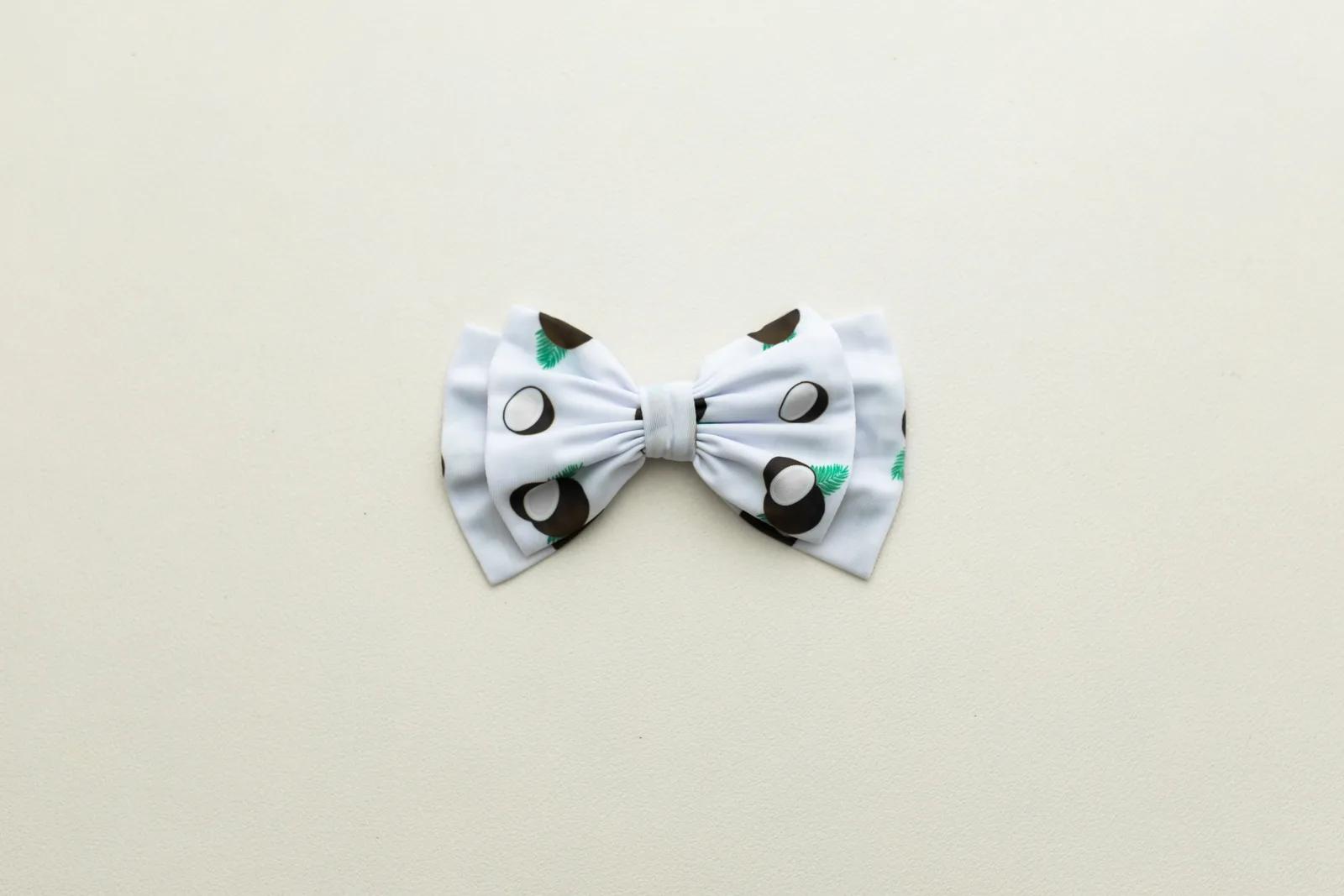 Coconut Clip Bow — Coconut collection